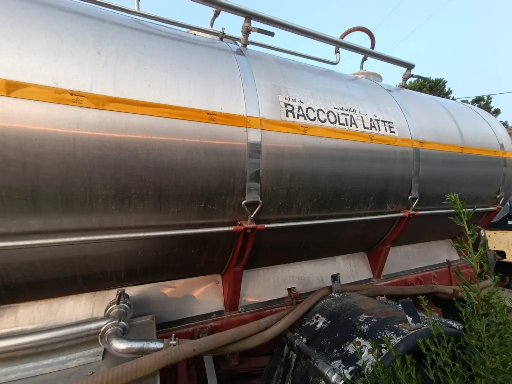 cisterna in acciao inox usata 2