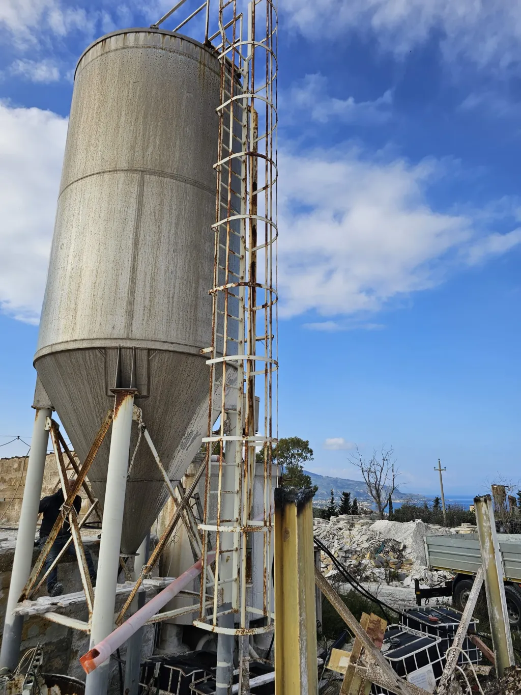 silos acciaio inox usato panoramica
